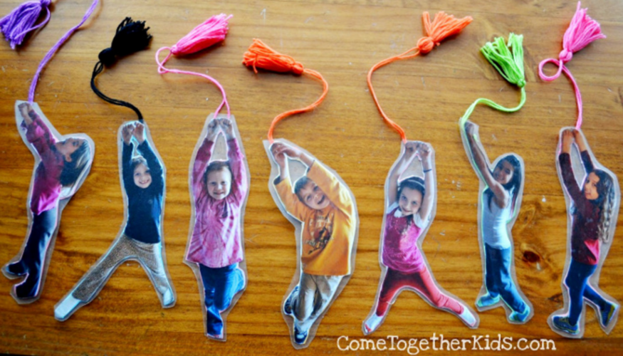 10 Creative + Classroom-Tested Mother's Day Crafts for Kids to Try This  School Year